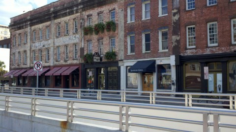  Main pic of Savannah downtown