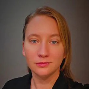 Nikki Young headshot