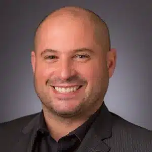 Lucas Barroso-Giachetti headshot