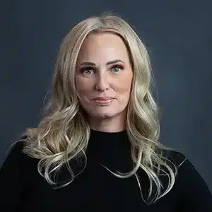 Amanda Davidson headshot